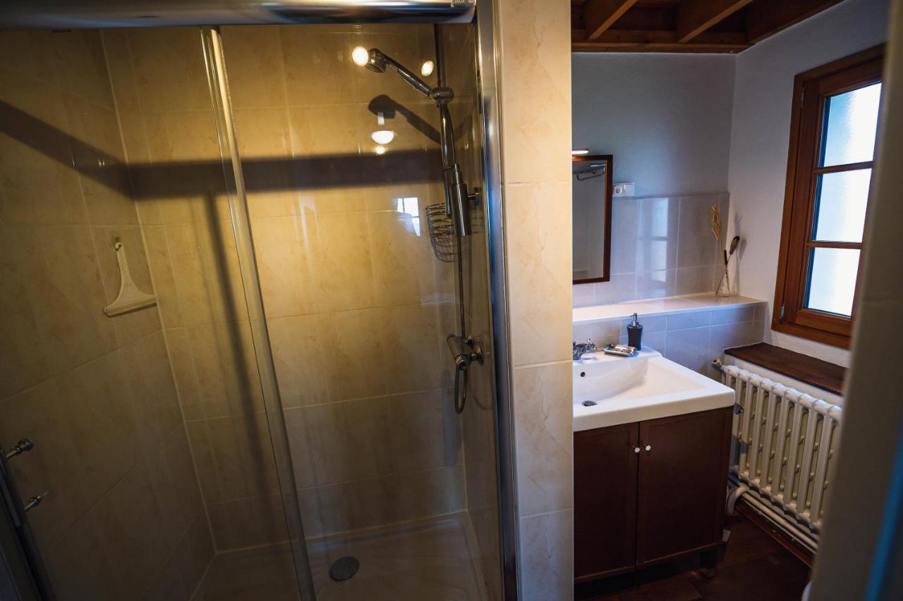 Maison D'Hote La Grange Aux Ayres Olloix Eksteriør bilde